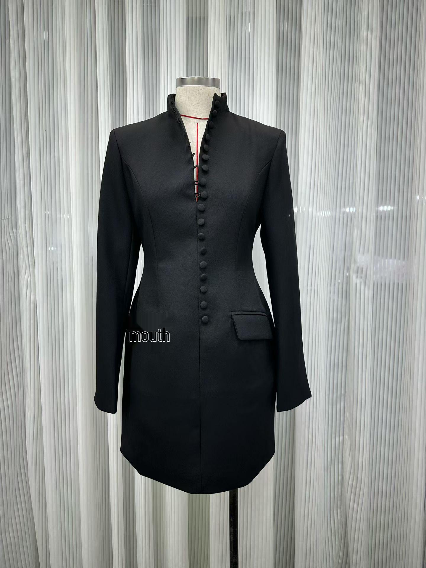 

2026 European & American Women s Solid Color Stand Collar Single-Breasted Long-Sleeve Suit Dress with Waist-Cinching Slimming Skirt XXL чёрный