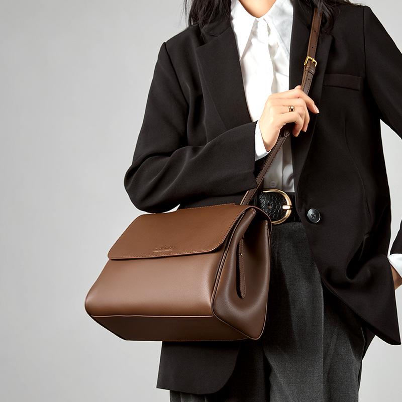 Damen Schulterhandtasche aus echtem Leder - High-End Pendler-Tote für 2025