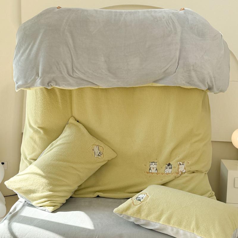 Thickened Imitation Cashmere Four-Piece Set Embroidered Milk Fleece Quilt Cover Coral Fleece Bedding Fleece Sheets
