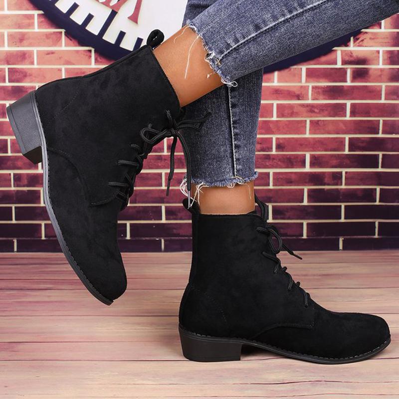 Móda 2025 Podzim Zima Kotníkové boty z umělé semiše Dámské Retro Černé Šněrovací boty Žena Plus Size 36-43 Špičaté kotníkové boty Dámské