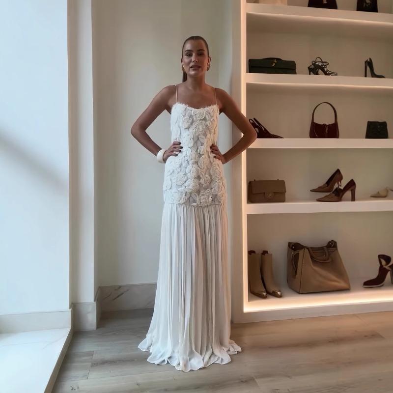 Women's Explosive Three-dimensional Rose Decorative Ruffle Edge Splicing Suspender Dress