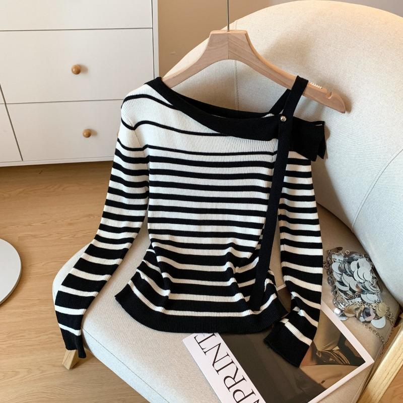 

Design Contrast Color Slant Shoulder Design Sense Long Sleeve Knitted Sweater Versatile Skinny Top L