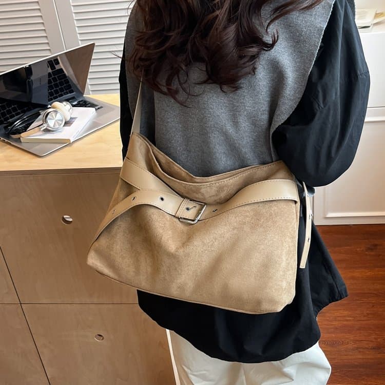 Retro Style Commuter Shoulder Messenger Tote Bag