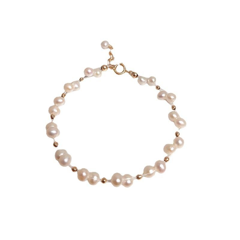 Freshwater Pearl Fish String Weaving Patterned Small Pearl Hand Chain Design Bracelet