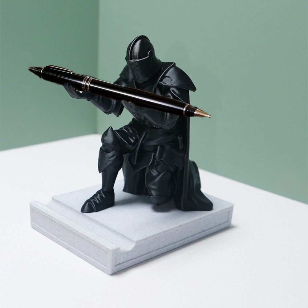 Funny Knight Decoration Creative Desktop Accessory Fashion Pen Holder  Birthday Gift