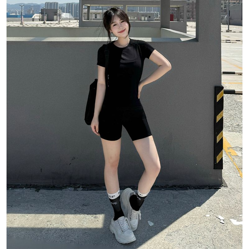 Spring and Summer New Seamless Stretch Yoga T-shirt Slim Fit Quick-Drying Sports Short Sleeve Women Running Outdoor Breathable Fitness Top