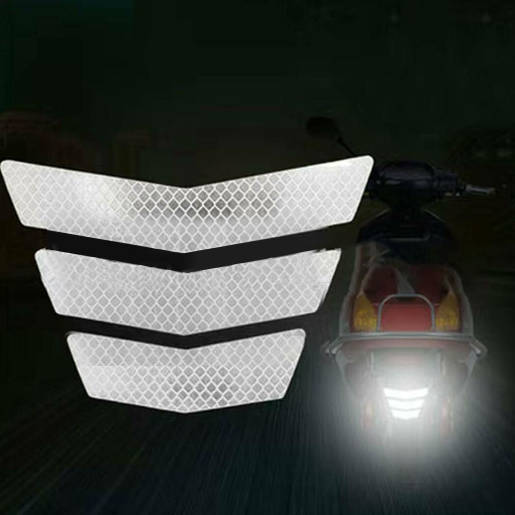 3 stk Motorsykkelklistremerker Reflekterende advarsel Trapesformet pil Tail Fender Racing Støtfanger Dekal selvklebende tape for bil lastebil