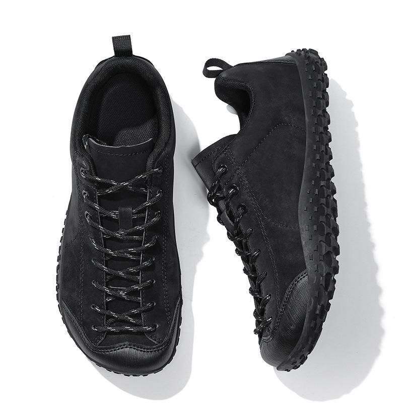 

Autumn-Winter Non-Slip Low-Top Hiking Shoes for Men & Women: Trendy, Casual Sports Footwear 45 чорний