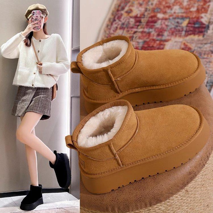 Women's Thick-Soled Non-Slip Snow Boots 2025 New Winter Slip-On Loafers with Fleece Lining, Thickened and Warm Cotton Shoes