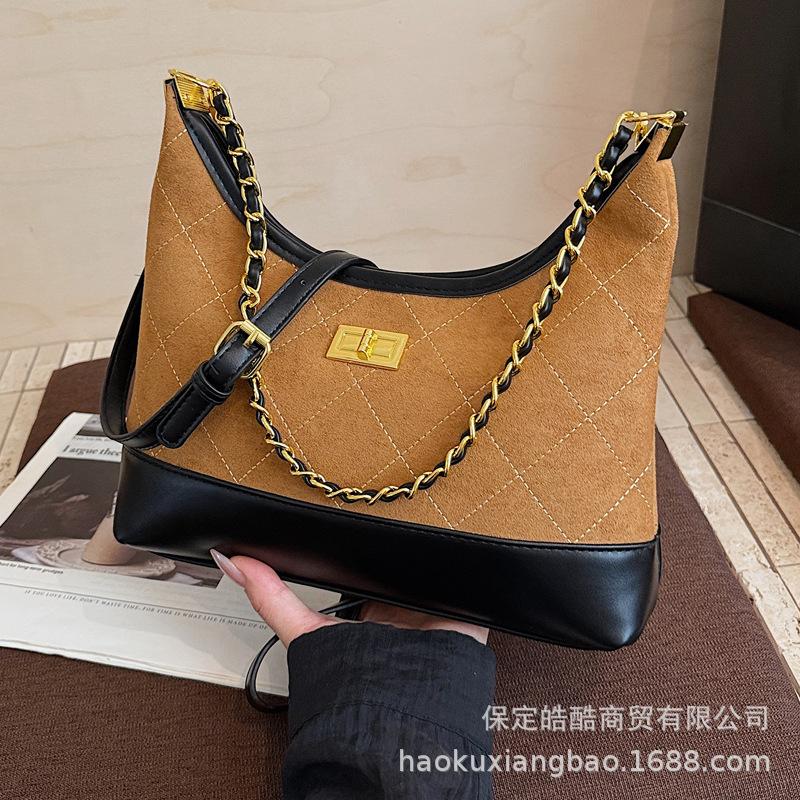 Vintage niche suede rhombus chain underarm bag 2025 women's autumn new shoulder bag popular messenger bag