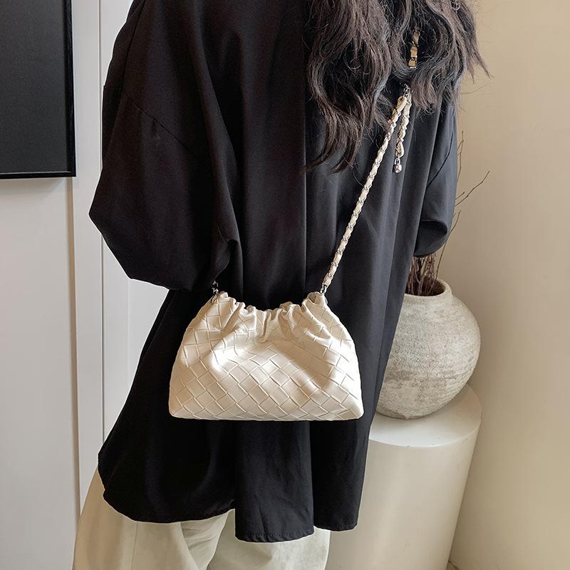 Bag Women's Versatile Shoulder Bag New Casual Messenger Bag