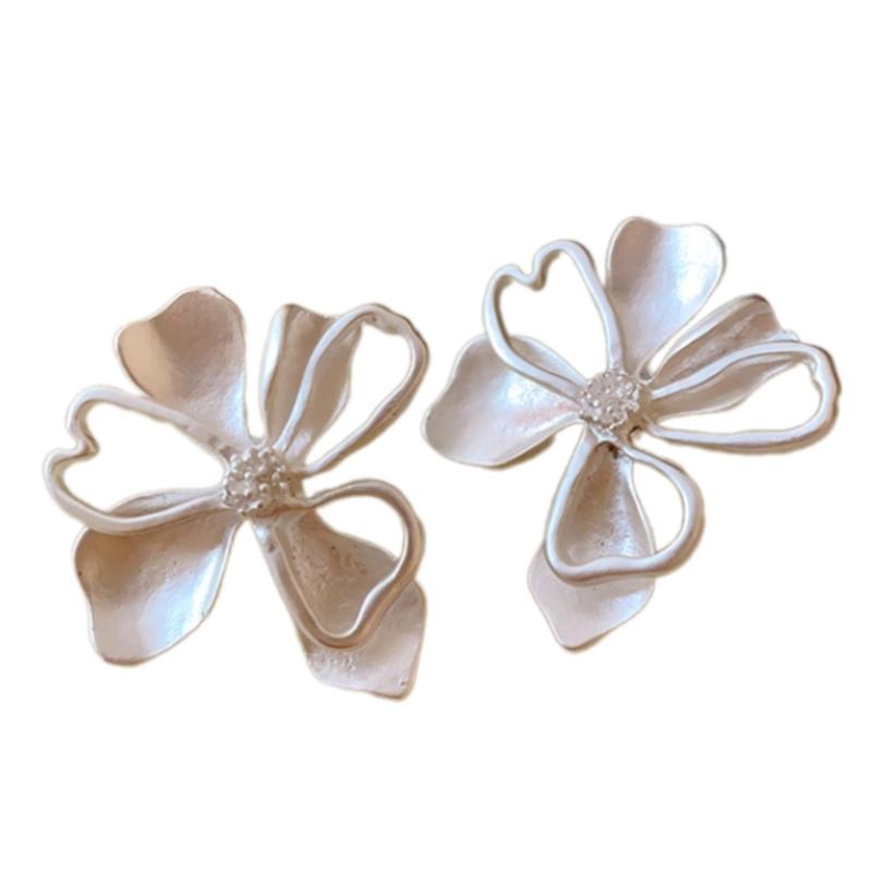 

Large Flower Hoop Earring Statement Spikes Earring Geometric Celestials Designs for Fashion Enthusiasts Casual Wear 1 срібний