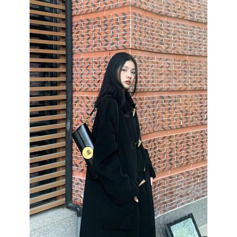 Women's Autumn and Winter Thickened Horn Button Woolen Coat for Women with Small Hepburn Style Winter Woolen Coat