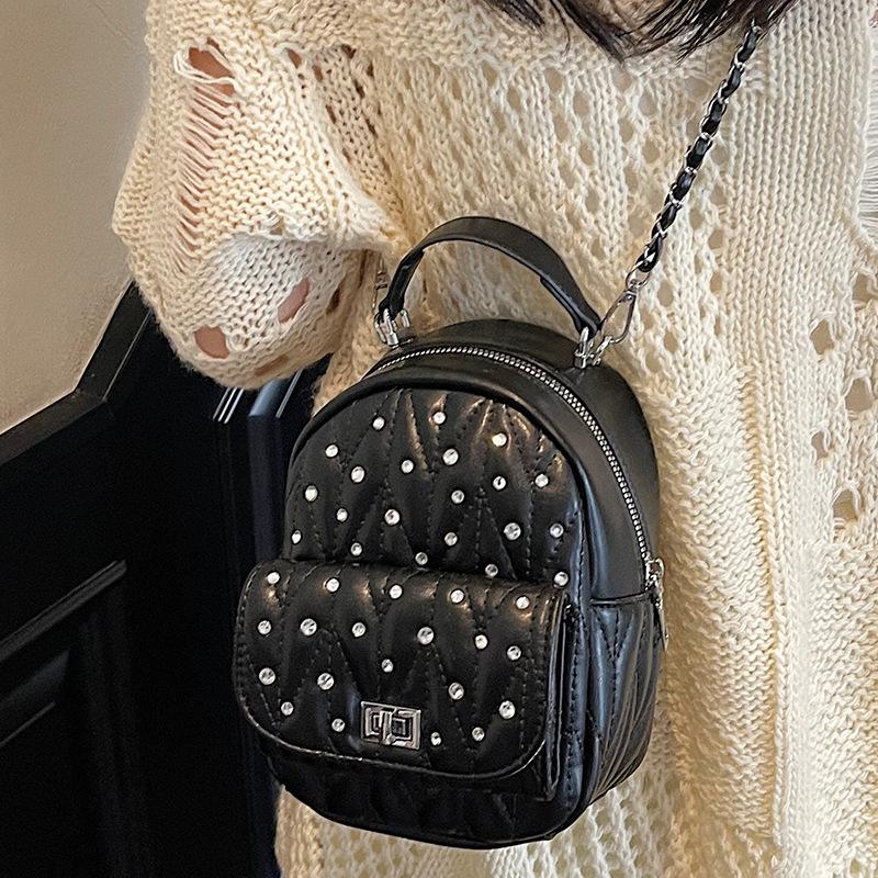 Korean Version of Fashion Portable Small Bag Women 2025 New High-value Chain Backpack Crossbody Casual Bag Women