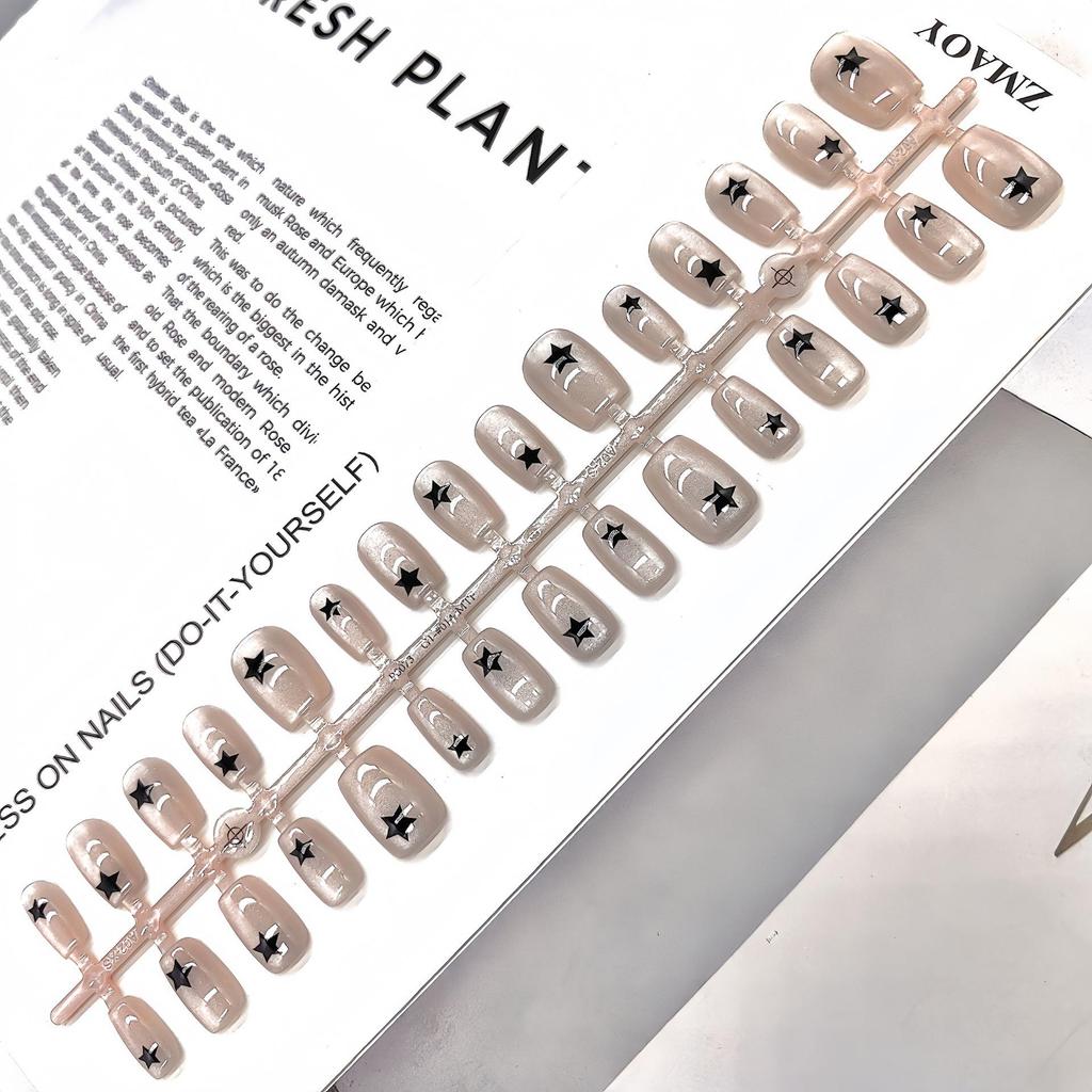 Cartoon Multi-Pattern High-Quality Wearable Nail Tips for Professional & Commute Style Manicure