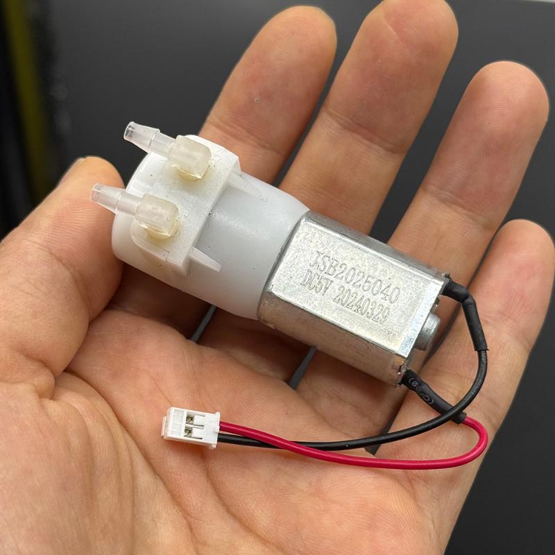 1Pcs DC 3.7V 5V Micro Self-priming Liquid Floor Washer Water Pump Small Mini 130 Peristaltic Pump Sweeping Robot Pump