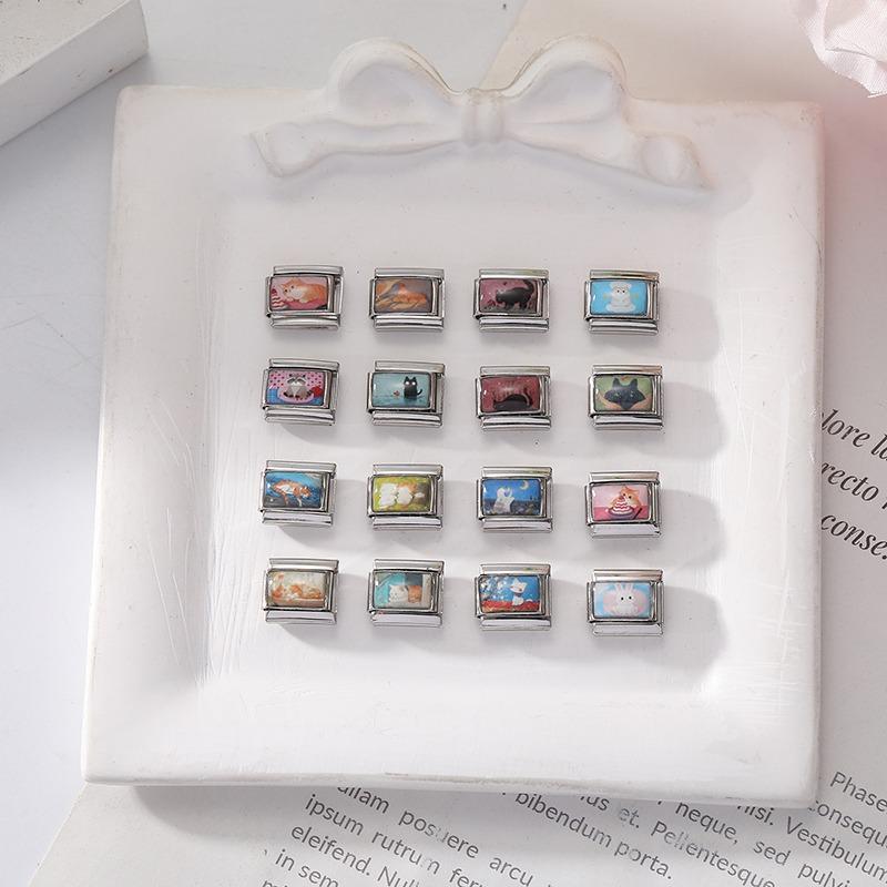 Women's Gift Cute Cat Looks At The Cake DIY Italian Charm Links Beads Fit 9mm Stainless Steel Modular Bracelet Jewelry Gift