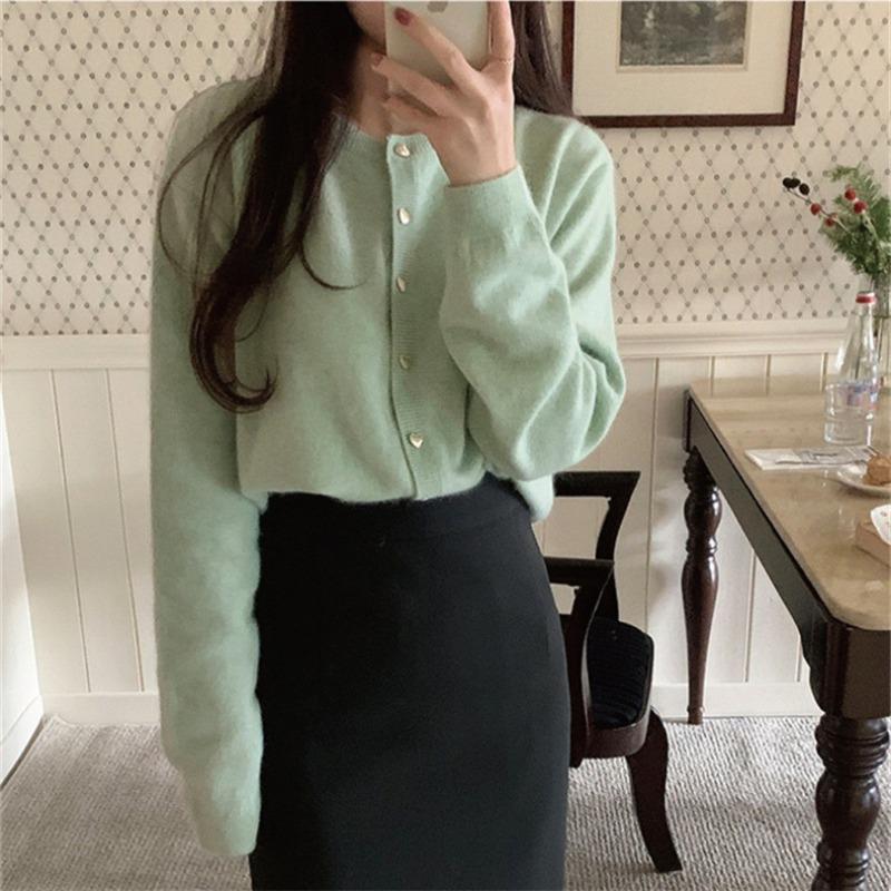 Sweet and Gentle Wind Knitted Small Cardigan for Women's Autumn and Winter New Soft Waxy Loose Lazy Wind Sweater with Top