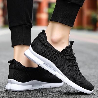 Nuove scarpe da corsa leggere da uomo per l'estate 2024, scarpe da corsa taglia grande, scarpe da uomo sportive in rete traspirante tessute fly-knit