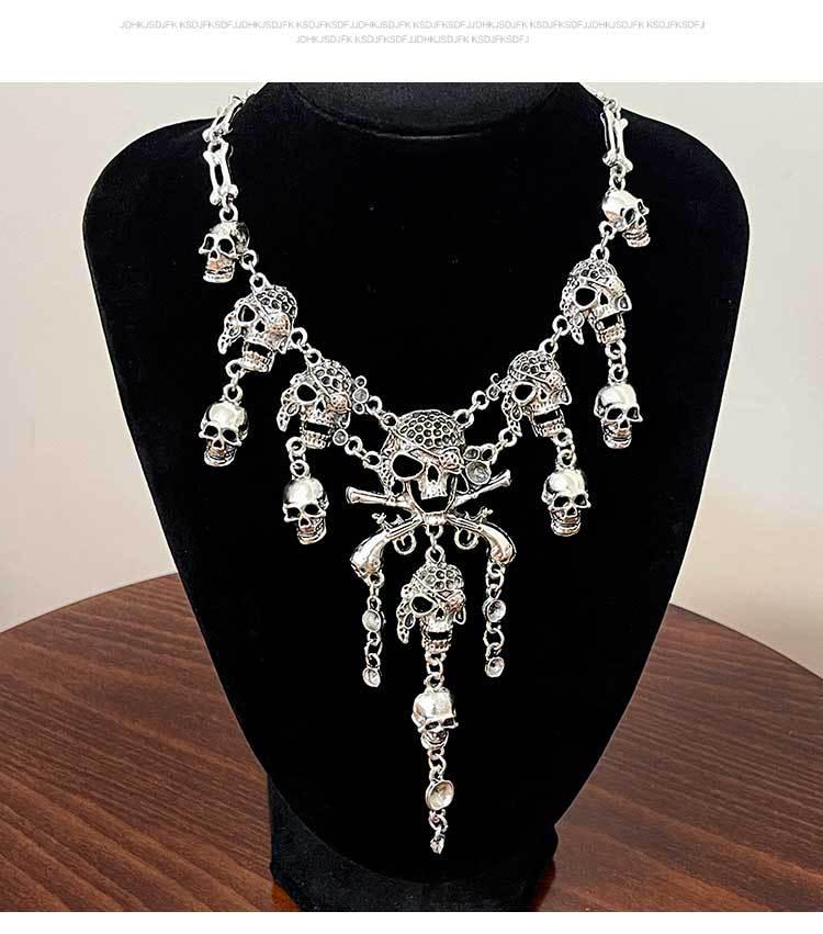 Collier à pampilles rétro style européen et américain pour Halloween