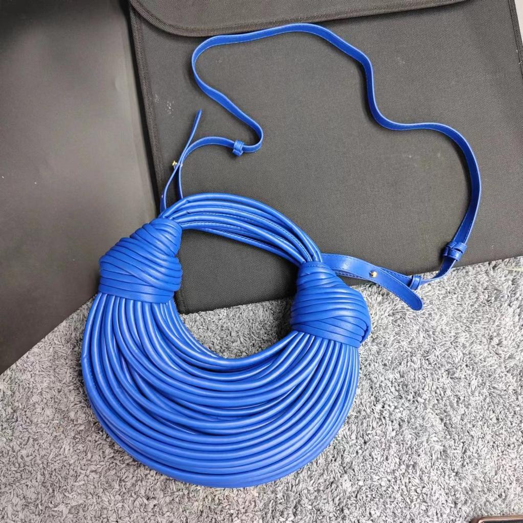 Fashion Handbag Bag Women'S High Sense Niche Design Personalized Noodle Bag Foreign Style Messenger Bag Women'S Tide Weaving