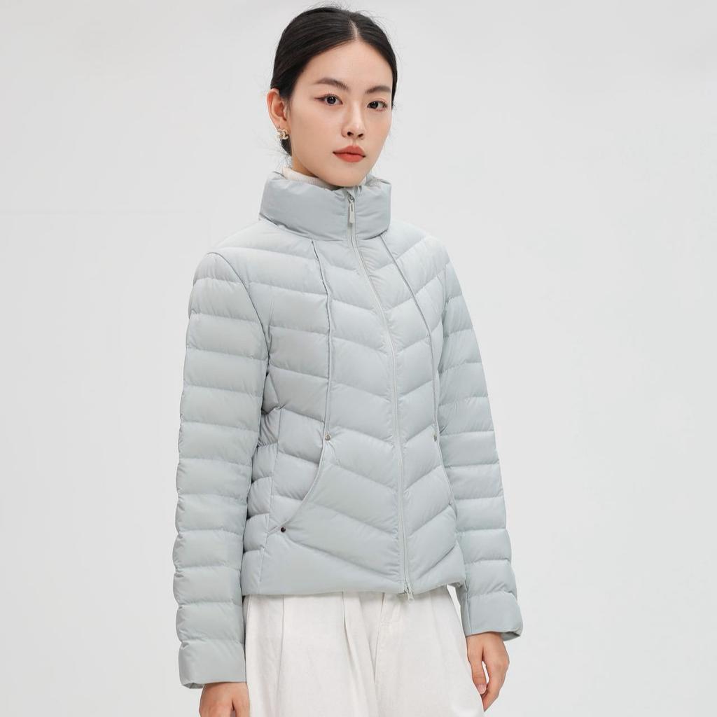 Down jacket women's short white duck down light and thin winter new fashion foreign style stand-up collar slim-fitting small jacket