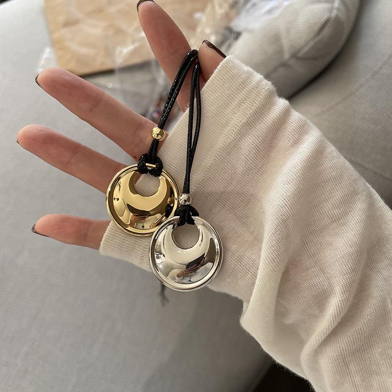 Korean Geometric Round Pendant Necklace for Women Adjustable Black Rope Long Clavicle Chain Charm Jewerly Holiday Gift