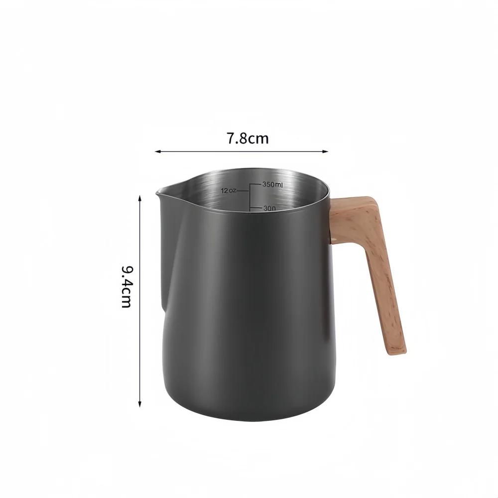 Jarra Jarra para Espumar Leche de Café Acero Inoxidable 304 Báscula de Precisión Mango con Textura de Madera Antiescaldado Utensilios de Café Profesionales