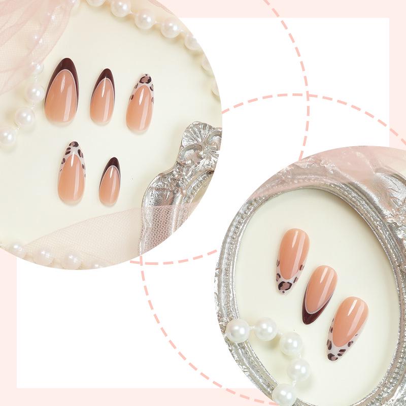 Leopard Print French Tip Almond-Shaped Wearable Nail Art Tips