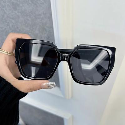 Designer Cat Eye Sunglasses Women Men Trendy Brand Square Sun Glasses Female Male Big Frame Mirror Classic
