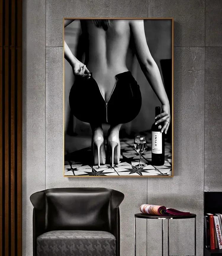 Retro Trendy Newspapers Girl Bar Magazine Cover Aesthetic Poster Print Wall Art Pictures Canvas Painting Living Room Home Decor