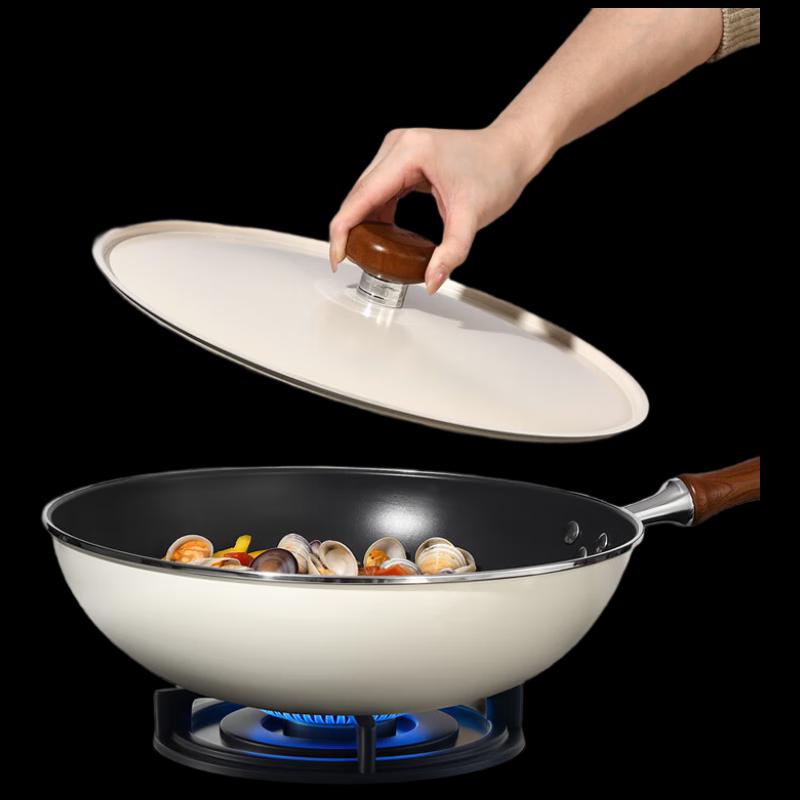 Kangbach Titanium No-Coating Enamel Wok