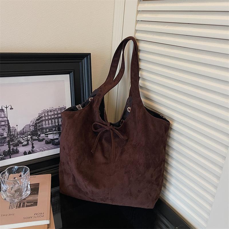 Large Capacity Vintage Corduroy Shoulder Bag Spring New Fashiable and Versatile Commuting Bag Casual Tote Bag for Women