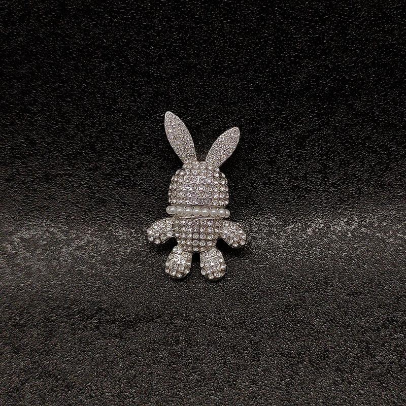 Full-diamond Rabbit Brooch - High-end, Cute, Three-dimensional Corsage, Elegant, Anti-glare Pin