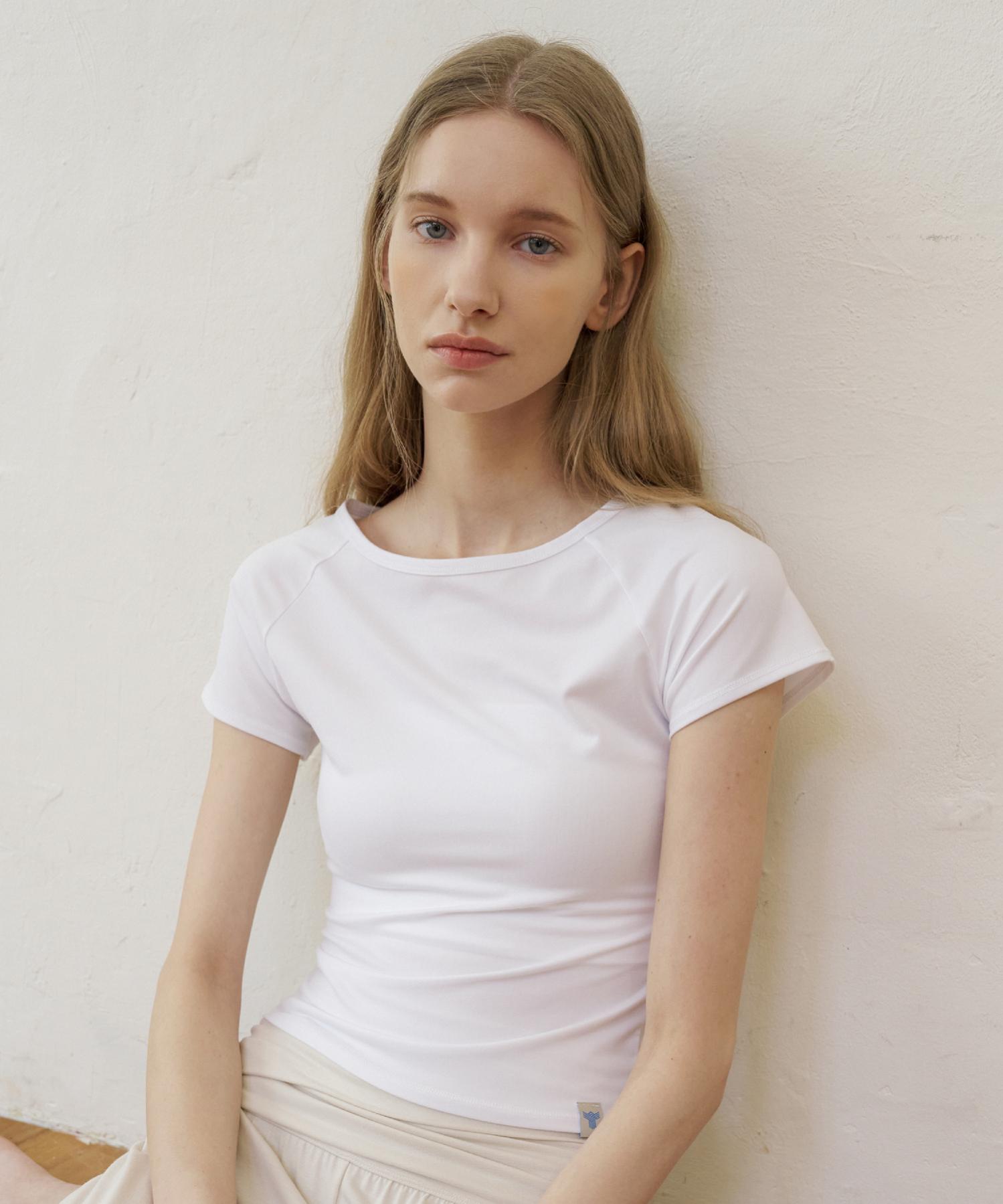 Reina Mora Mellow Essentials Ragrange Short Sleeve Bright White Bright White/2