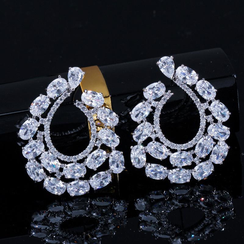 ZAKOL Fashion Shiny Clear Cubic Zirconia Circle Stud Earrings Luxury Sliver Color Bridal Earring Party Accessories