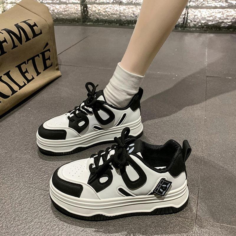 Student Sports and Leisure Little White Shoes Women's 2025 New Spring Versatile Black and White Panda Shoes Platform Heightening Board Shoes