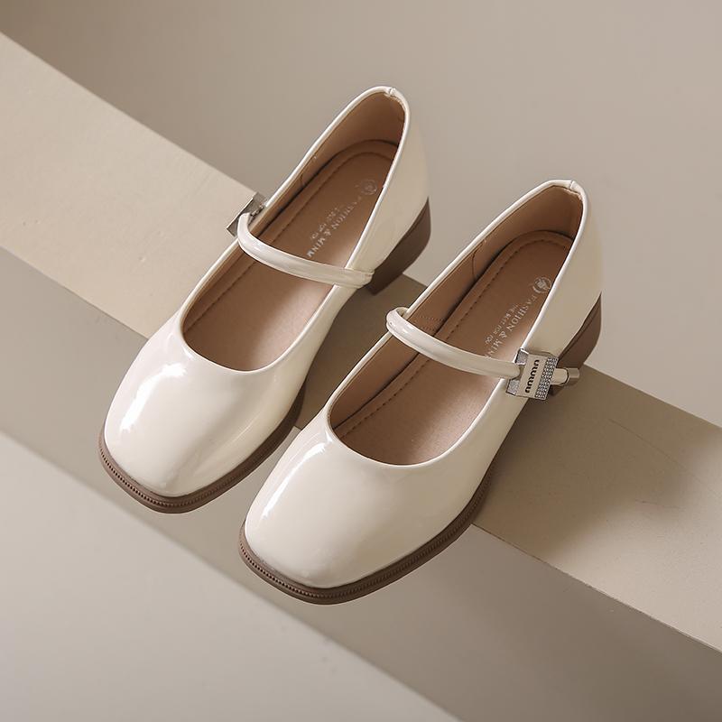 

Жіночі туфлі Мері Джейн, літо 2024, елегантні трояндові блочні каблуки Лоліта для дівчаток, великі розміри, кругла голова, туфлі з французькою пряжкою, жіноче взуття 40 слонова кістка