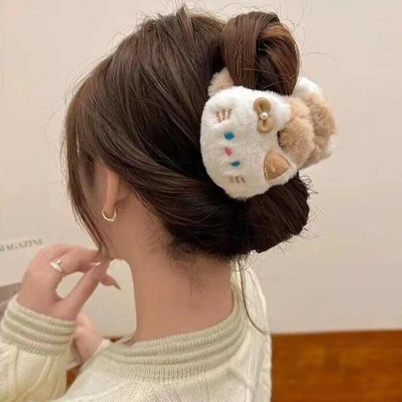 2024 Neue Elegante Cartoon Plüsch Haarspange für Frauen Vintage Haarspangen Kinder Haaraccessoires Süße Party Kopfbedeckung Geschenk