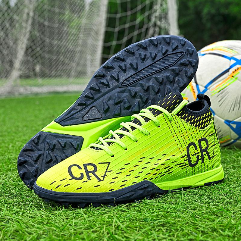 Pro Latest Male Football Footwear Universal Airy Athletic Studs Soccer Kicks Super Anti-Skid Light Outside Soccer Footwear