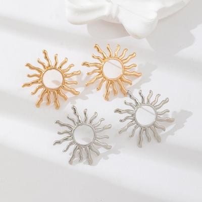 Vintage Hohl-Sonnenform Ohrstecker für Damen Trendige Punk-Metall Geometrische Ohrringe Tägliche Party Schmuck Accessoires Geschenke