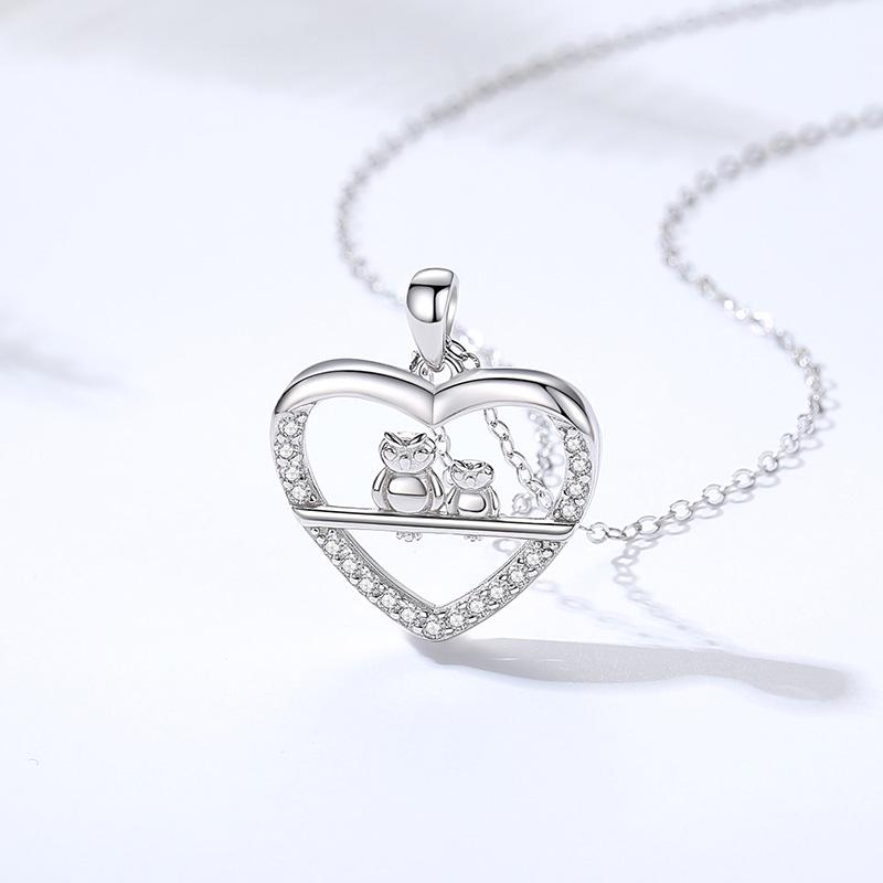 

Exclusive Sterling Silver S925 Heart-shaped Owl Necklace - Fashionable, Simple Design 925 Silver