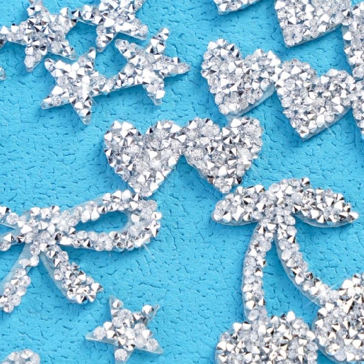 10 Pezzi Strass Scintillanti Termoadesivi Toppe a Forma di Cuore Stella Fiocco Toppe con Strass Per Cucito e Progetti di Sartoria