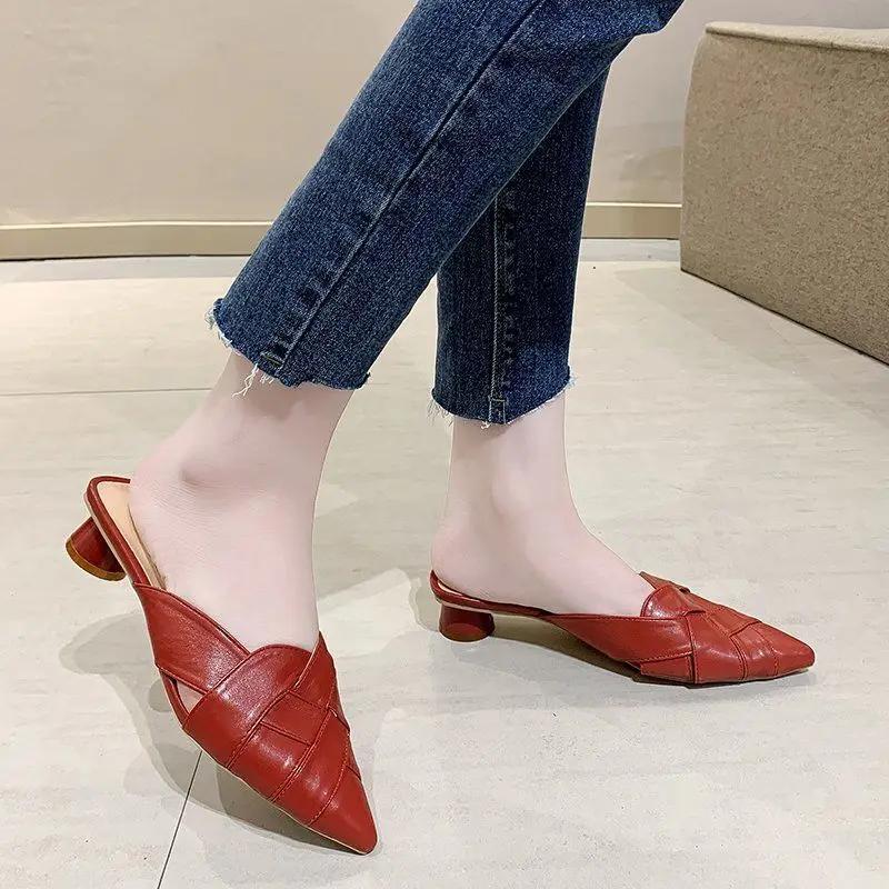 Fashion Pointed Toe Women's Slippers and Ladies Sandals Solid Color Shoes Wholesale Cheap Liquidation Slides New Collection H Sandal Pvc