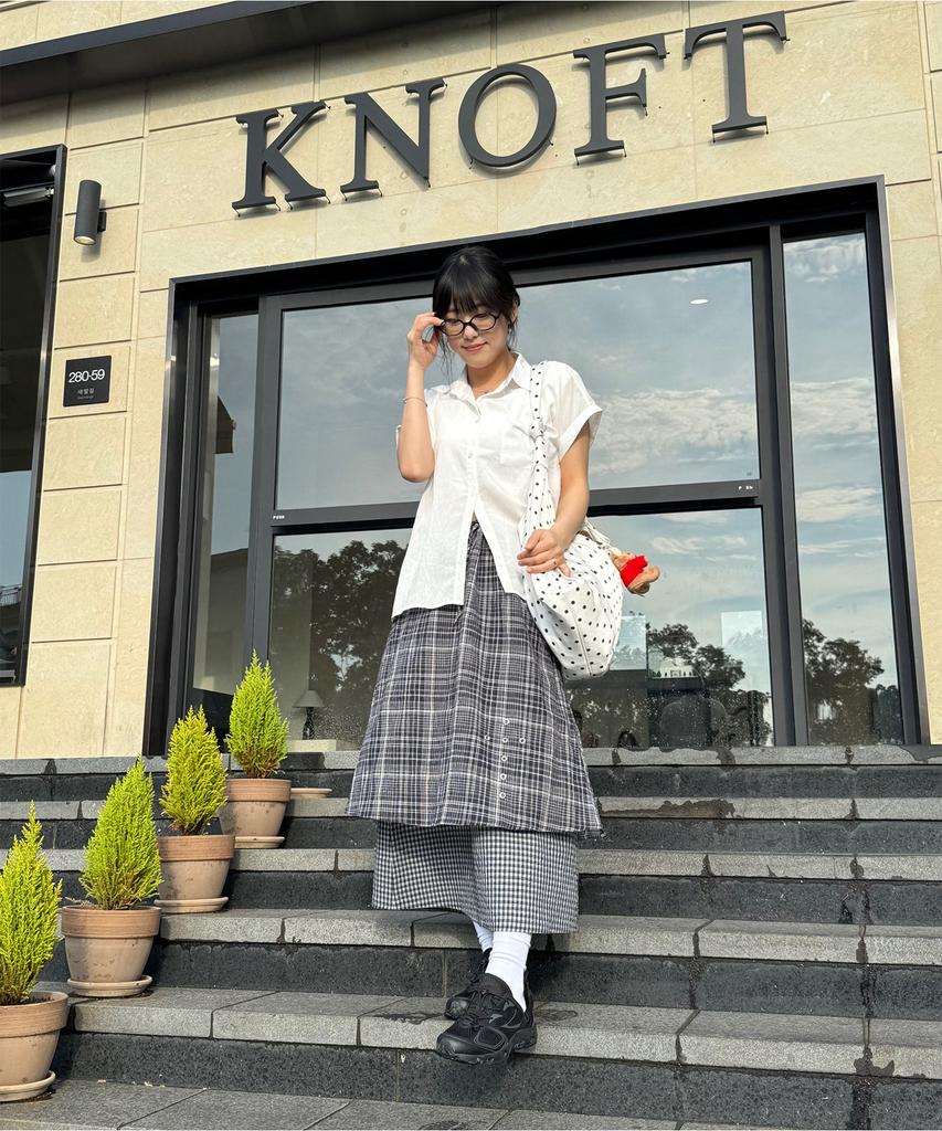 Plasma Sphere Duplex Stud Cross Eyelet Check Layered Long Wrap Skirt_2 Colors