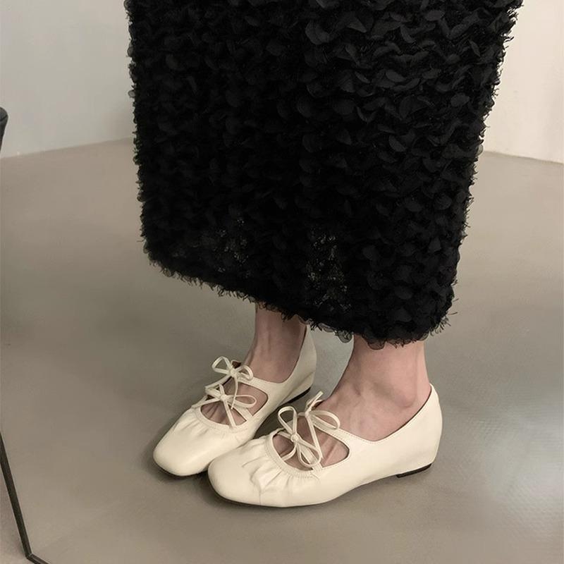 

Silver inner height increase light mouth single shoes women s new flat bottom beautiful bow one pedal Mary Jane shoes 40