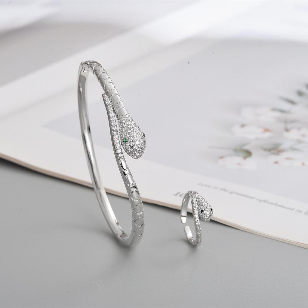 Women's Luxury Snake Bracelet: Fully Diamond-Encrusted, Adjustable Open Design, Niche Style, Copper with Real Gold Plating.