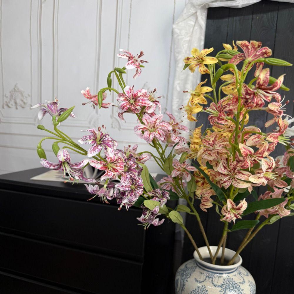 Flame Lily Artificial Flame Lily Floral Arrangement DIY Flower Simulation Flowers Realistic Plastic Wedding Bouquet