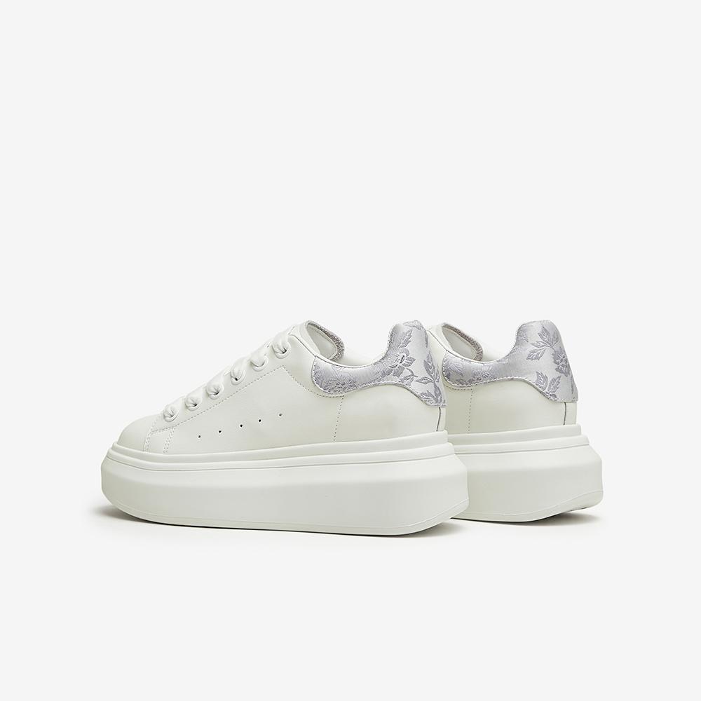 TATA/She 2024 Autumn Shopping Mall Same Style Board Shoes Women's Casual White Shoes