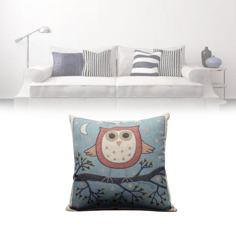 Decorative Anime Owl Cushion Removable Linen Cover Soft Polyester Filling Couch